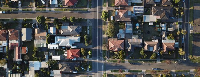 Click to read more A quasi-experiment to disentangle school quality from house prices